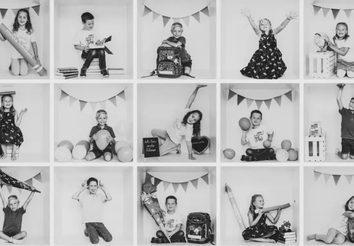 Schulstart-Fotos: Kinder mit riesigem Stift, Schultüte, Ballons und Tafel. Tolle Ideen für Einschulungsfotos!