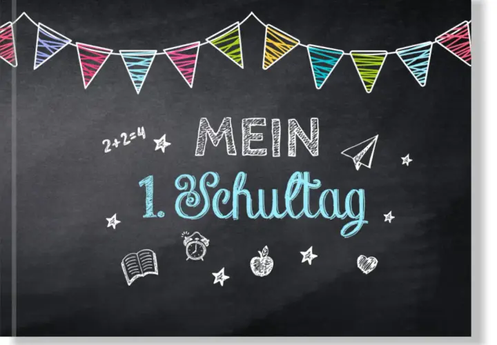 Bunte Wimpelkette über der Tafel mit "Mein 1. Schultag". Kleine Symbole wie Buch, Wecker, Apfel und Herz schmücken den Text. Ein schöner **highlight zur einschulung**.