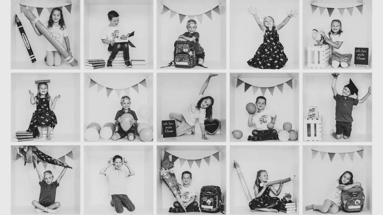 Schulstart-Fotos: Kinder mit riesigem Stift, Schultüte, Ballons und Tafel. Tolle Ideen für Einschulungsfotos!